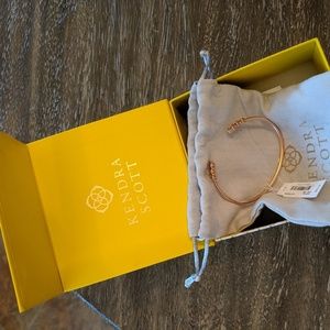 Kendra Scott Bracelet Never Worn!